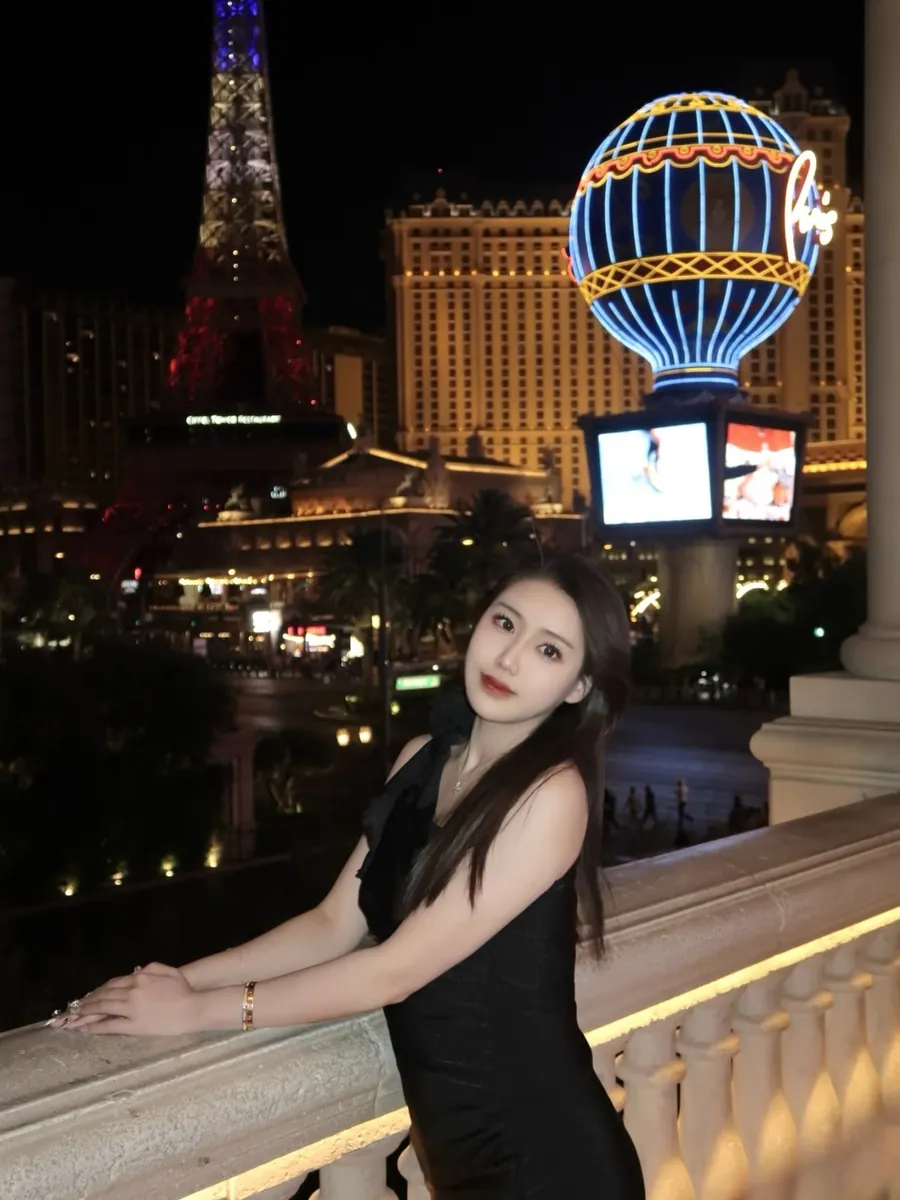 Sophie, Nevada-licensed massage therapist